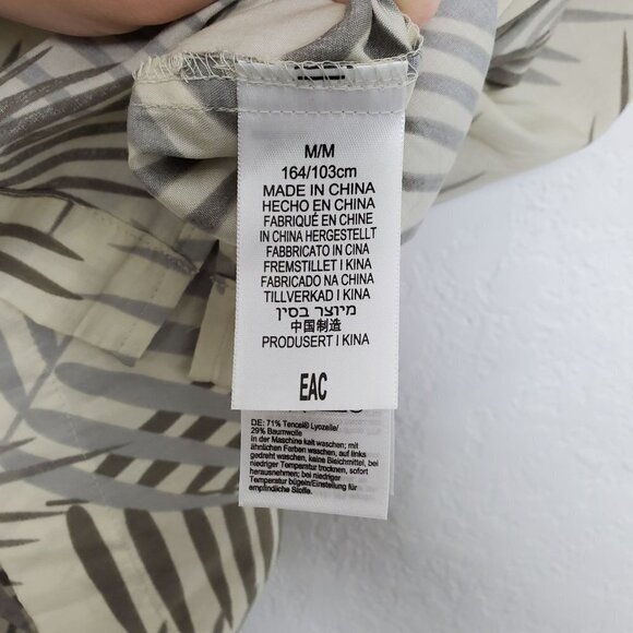 ExOfficio Men's Button Front Shirt Size M Short Sleeve Tropical Hawaiian Vaca - Picture 3 of 8